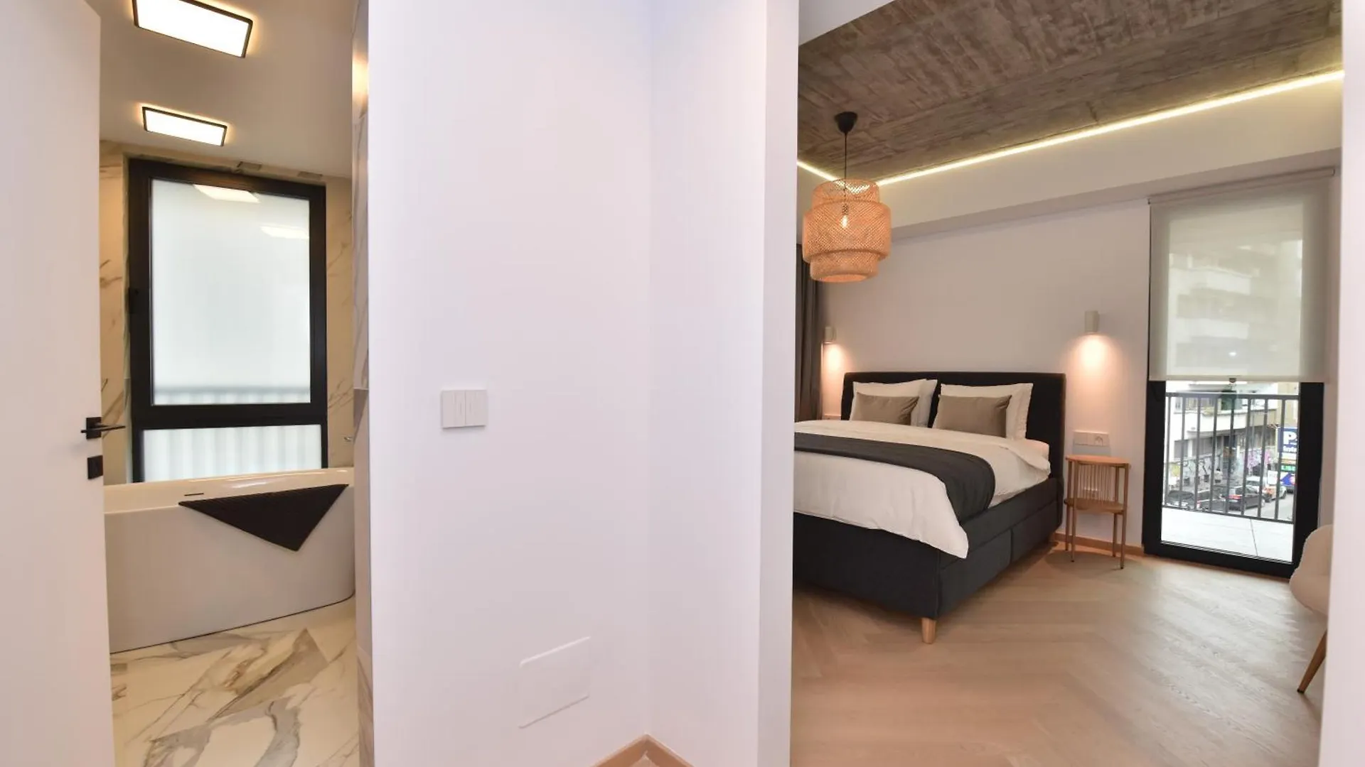 Enjoy A Premium Downtown Apartment! Modern Art Deco Building Bucharest