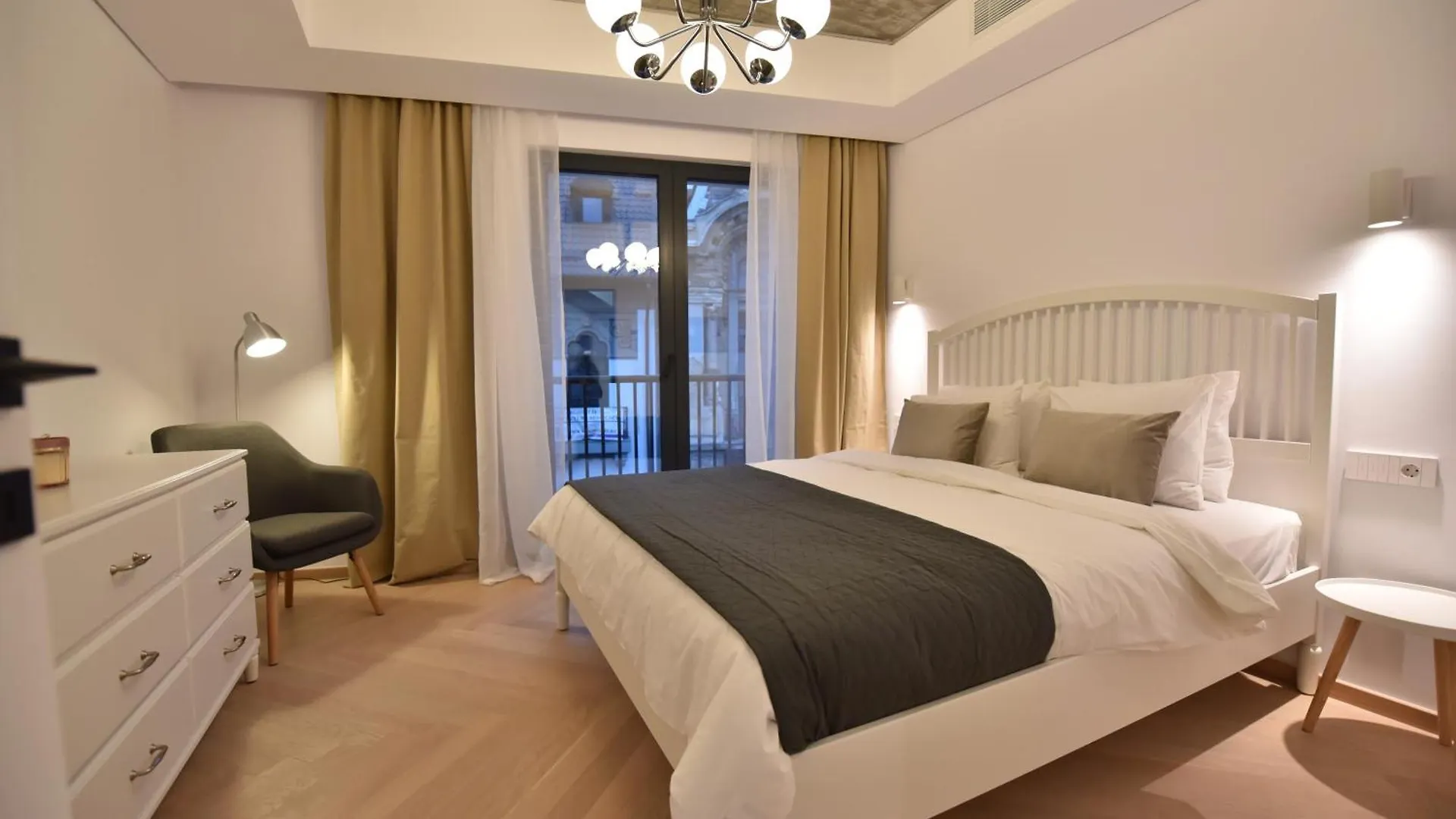 Enjoy A Premium Downtown Apartment! Modern Art Deco Building Bucharest 0*,  Romania