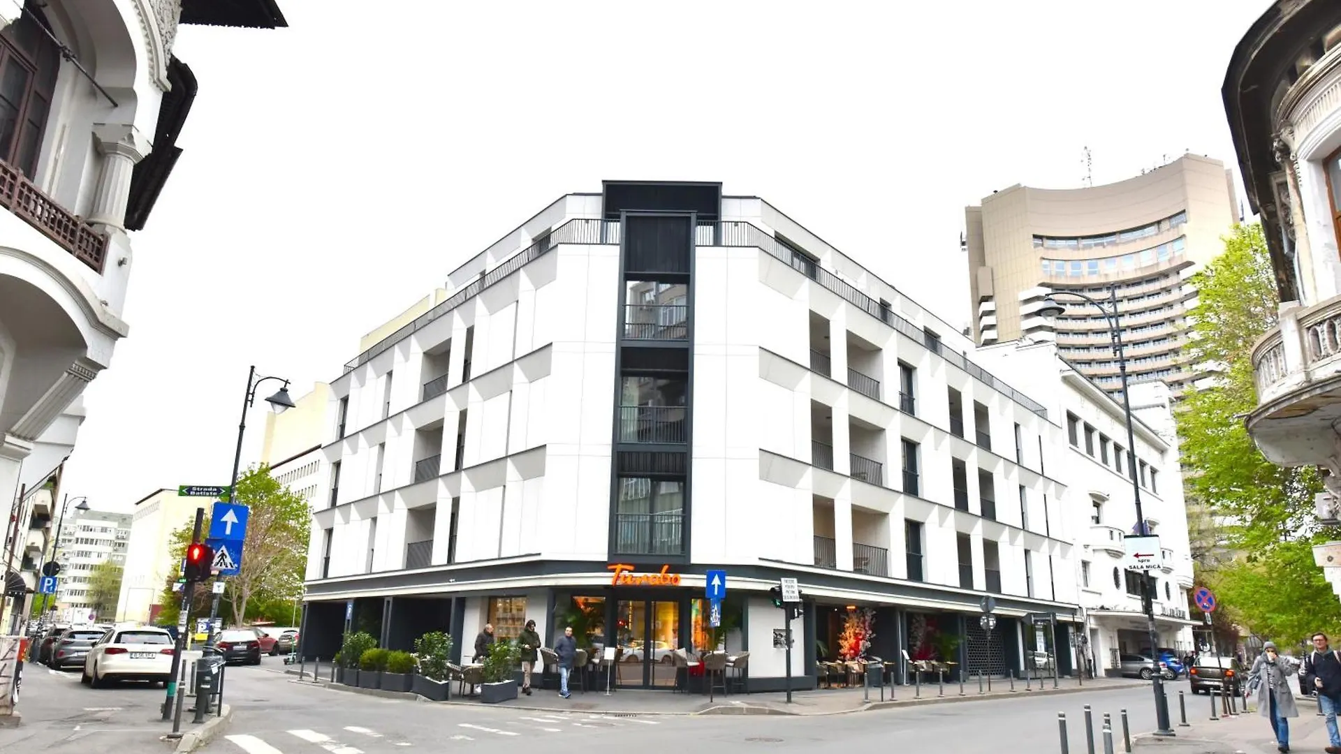 Enjoy A Premium Downtown Apartment! Modern Art Deco Building ブカレスト アパート