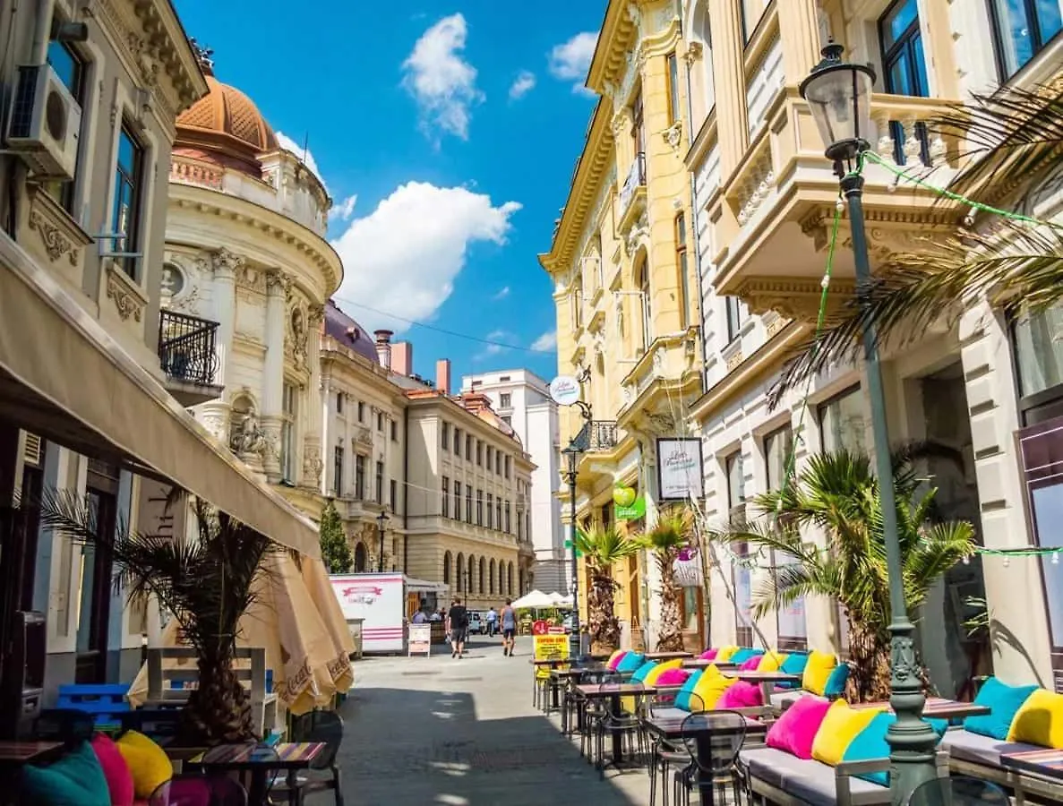 Enjoy A Premium Downtown Apartment! Modern Art Deco Building Bucharest