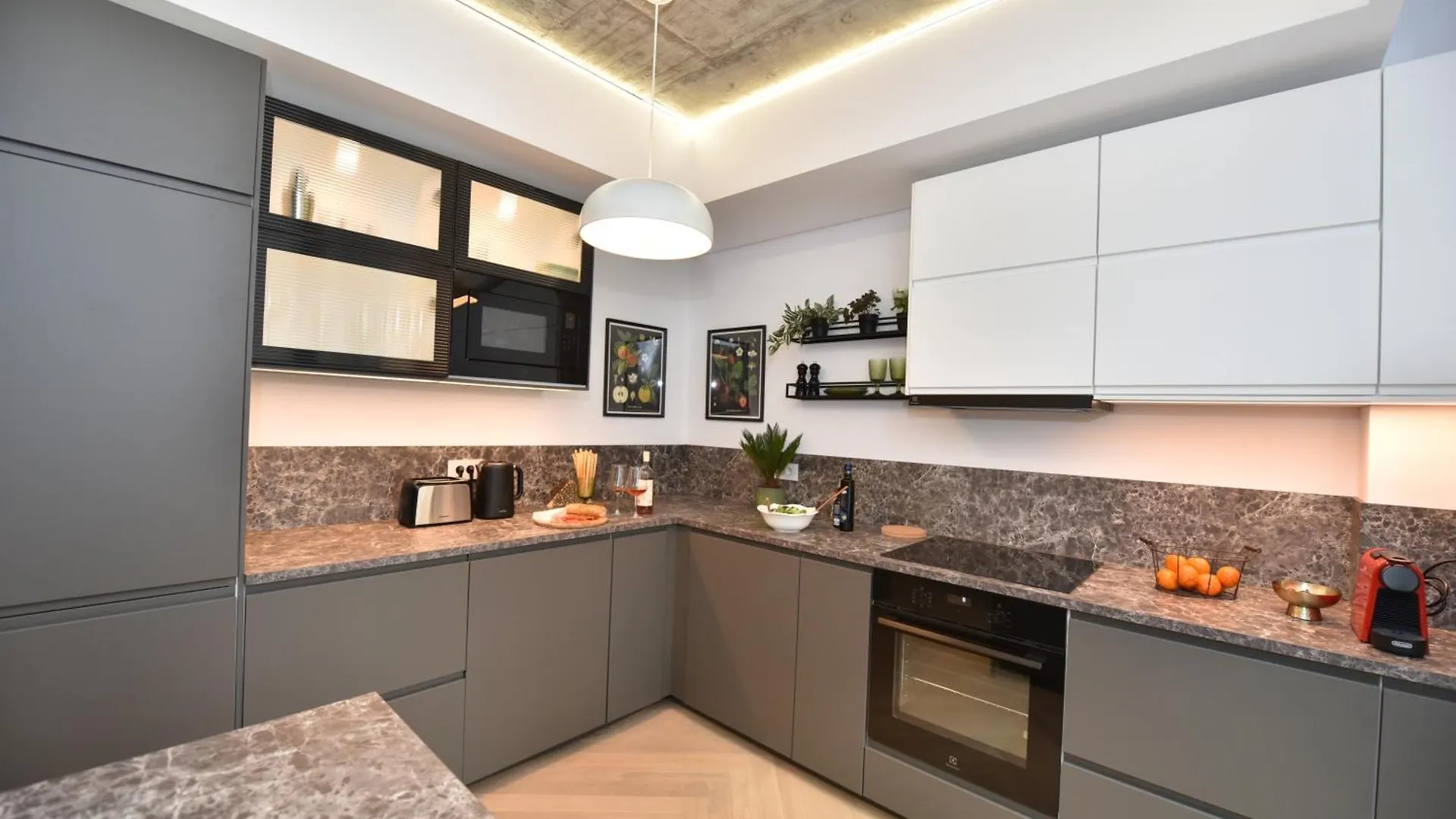 Enjoy A Premium Downtown Apartment! Modern Art Deco Building Bucharest 0*,